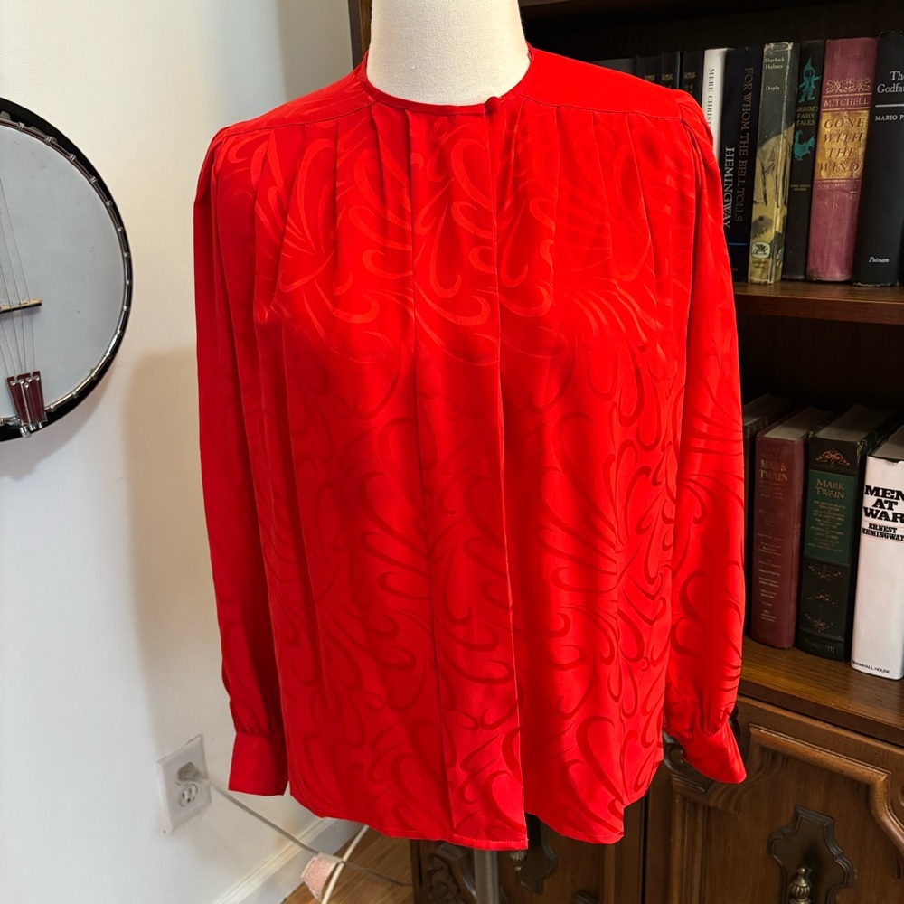 VTG 1980s Oleg Cassini Red Silk blouse unique pattern SZ 6
